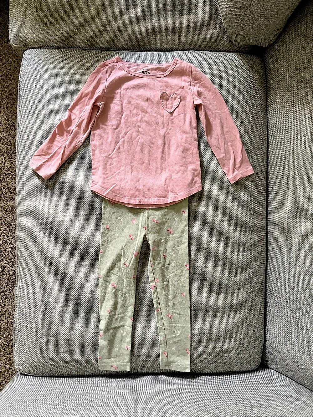 Carter’s 3T Long Sleeve Tee and Leggings Matching Set